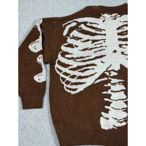 Aelfric Eden Mens Size M Brown Skull Back Graphic Sweater - Picture 8 of 10